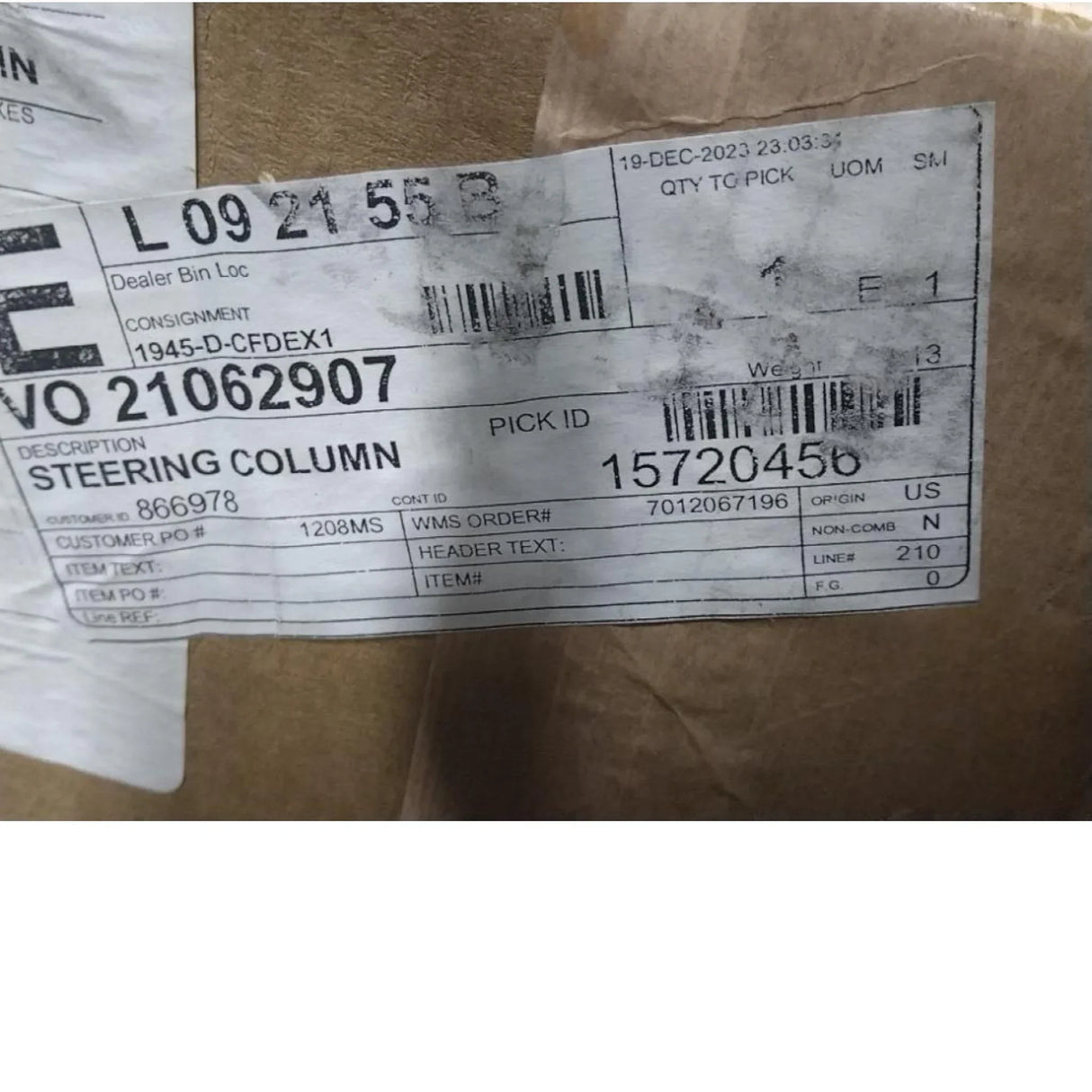 21062907 Genuine Mack Steering Column - Truck To Trailer