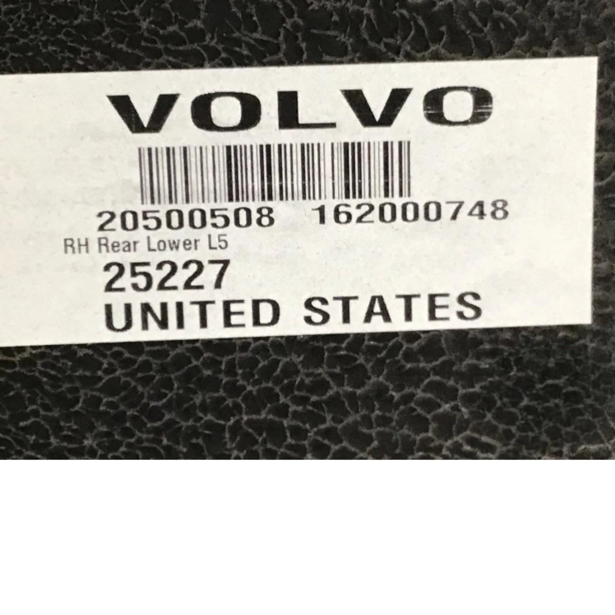 20500508 Genuine Volvo Chassis Fairing - Truck To Trailer