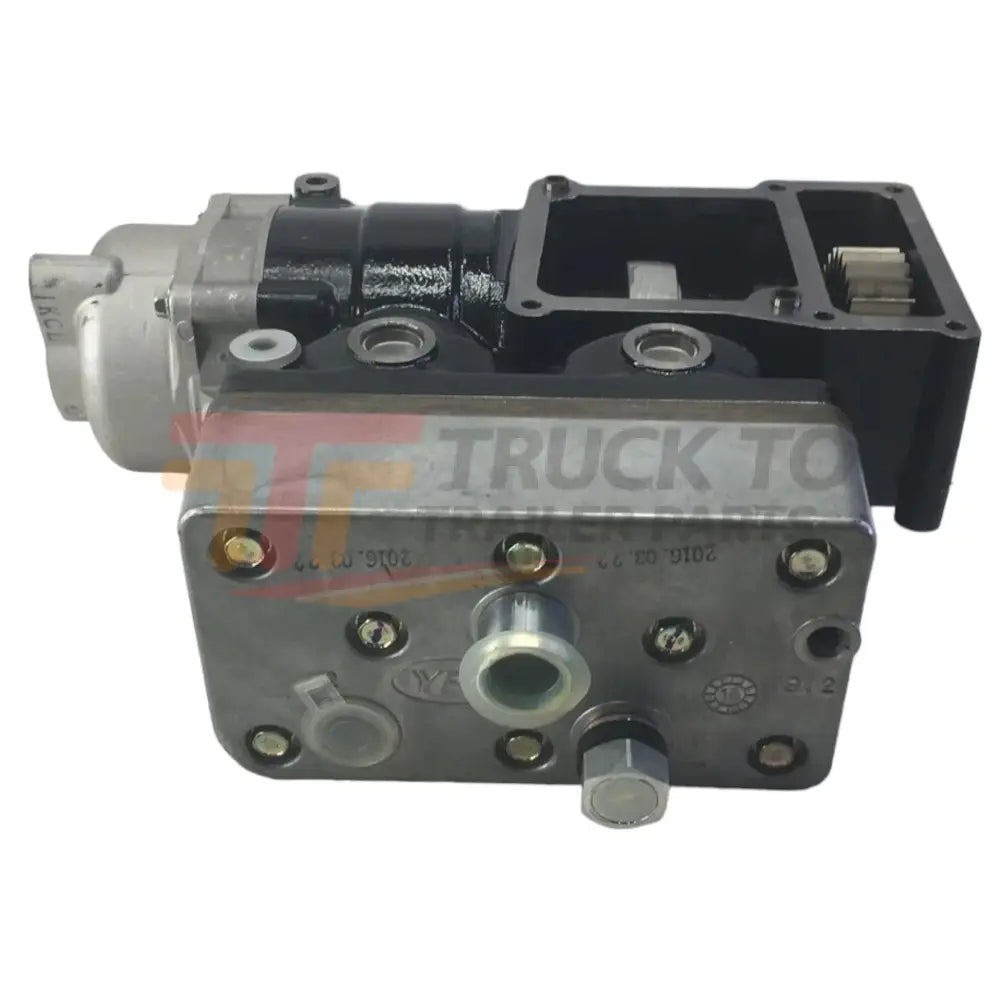 165-472-0004 Genuine International Twin Air Compressor - Truck To Trailer
