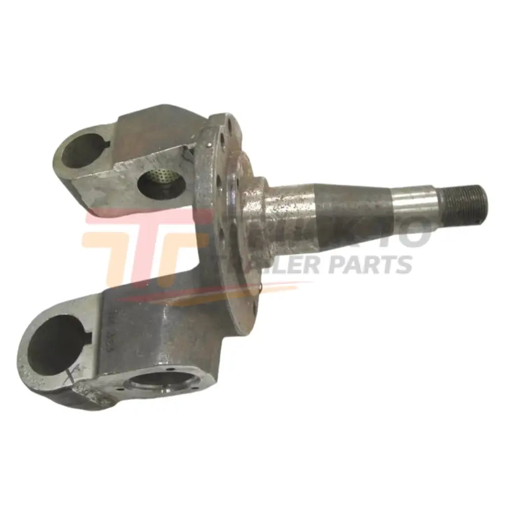 1685896C91 International Knuckle Steering Right - Truck To Trailer