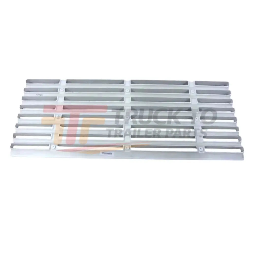1689922C1 International Grille Assembly Upper - Truck To Trailer