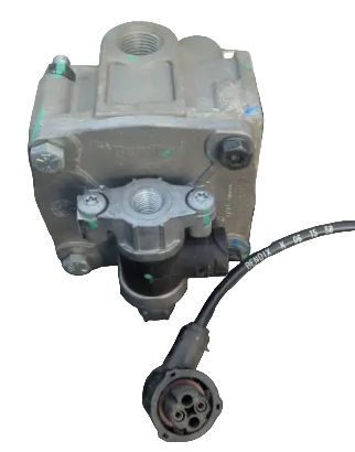 060-K072339 Oem Bendix Atr-1 To Atr-6 Traction Air Relay Valve