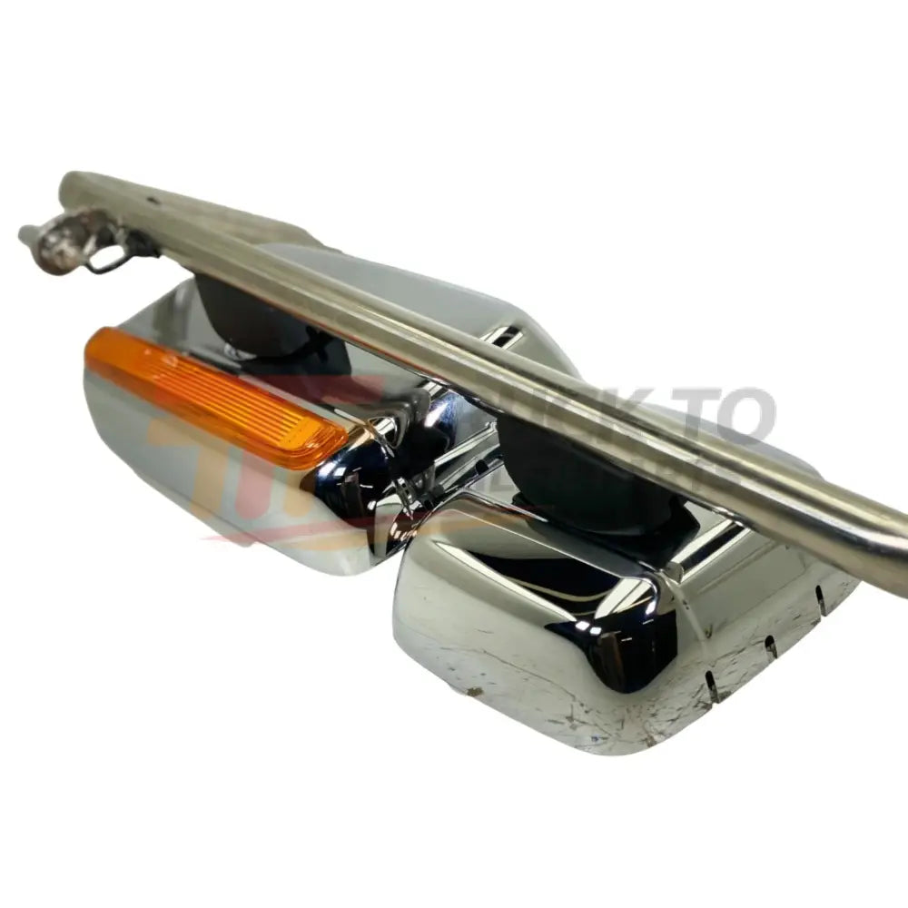 3757547C92 Oem International Mirror Rear View Rmt Htd Cb Ratio Chrome LtdRh - Truck To Trailer
