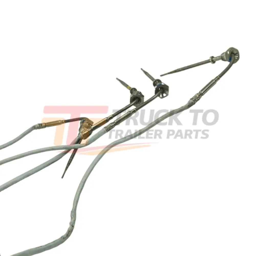 4384565 Genuine Cummins Engine Coolant Temperature Sensor - Truck To Trailer