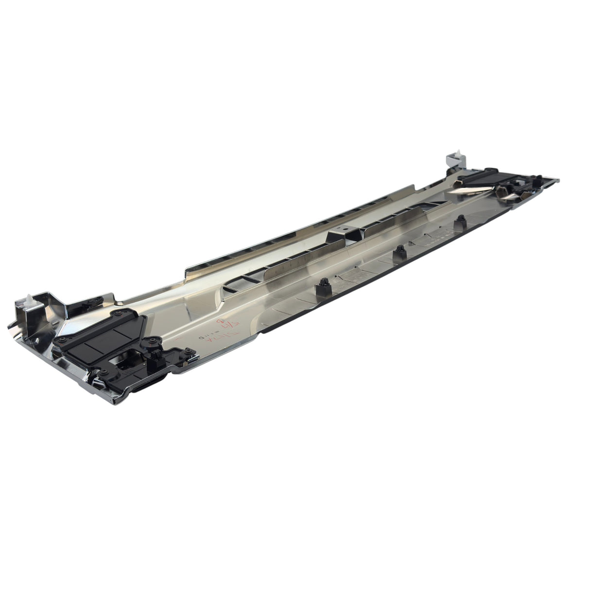 98241071 Genuine Isuzu Grille Radiator Chrome