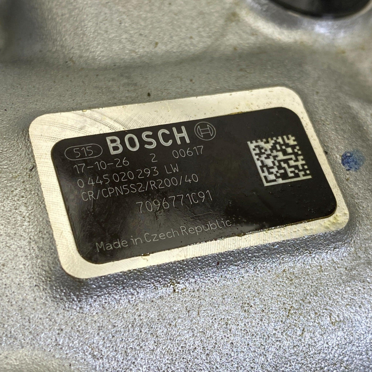 2517614C91 Genuine International High Pressure Fuel Pump For 12.5L - Truck To Trailer