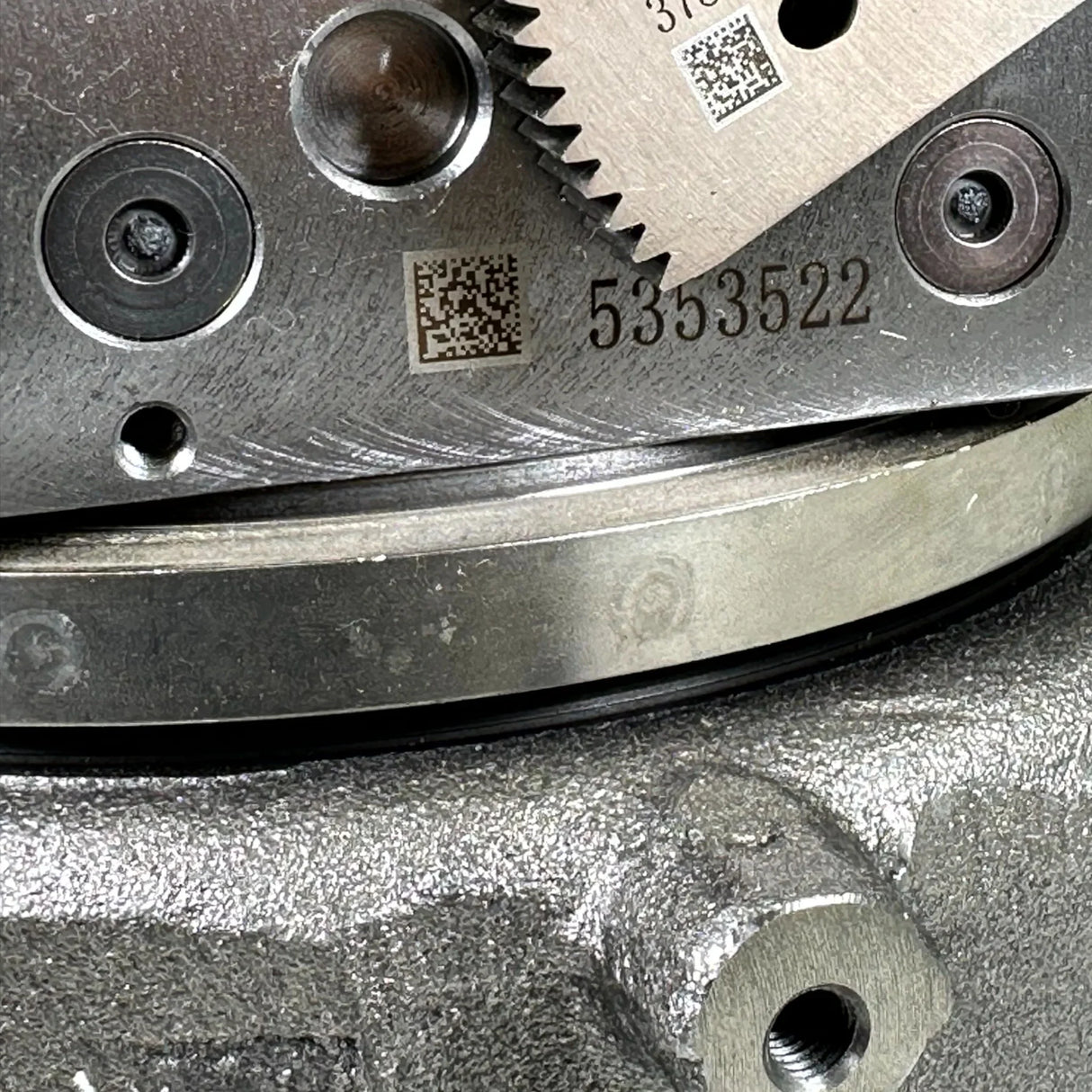 5357368Rx Genuine Cummins Turbocharger For Isx15 - Truck To Trailer