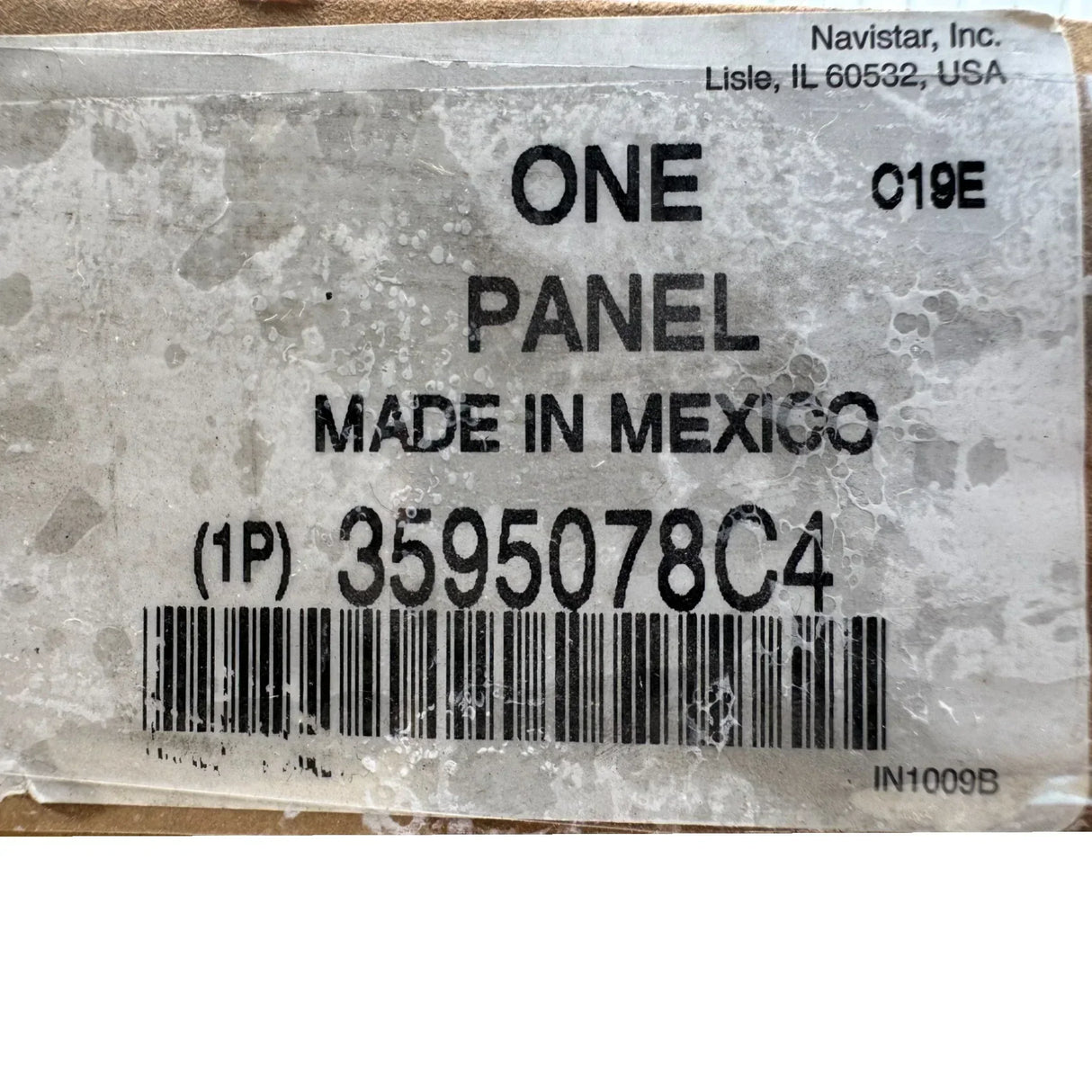 3595078C1 Genuine International Floor Sleeper Center Panel - Truck To Trailer