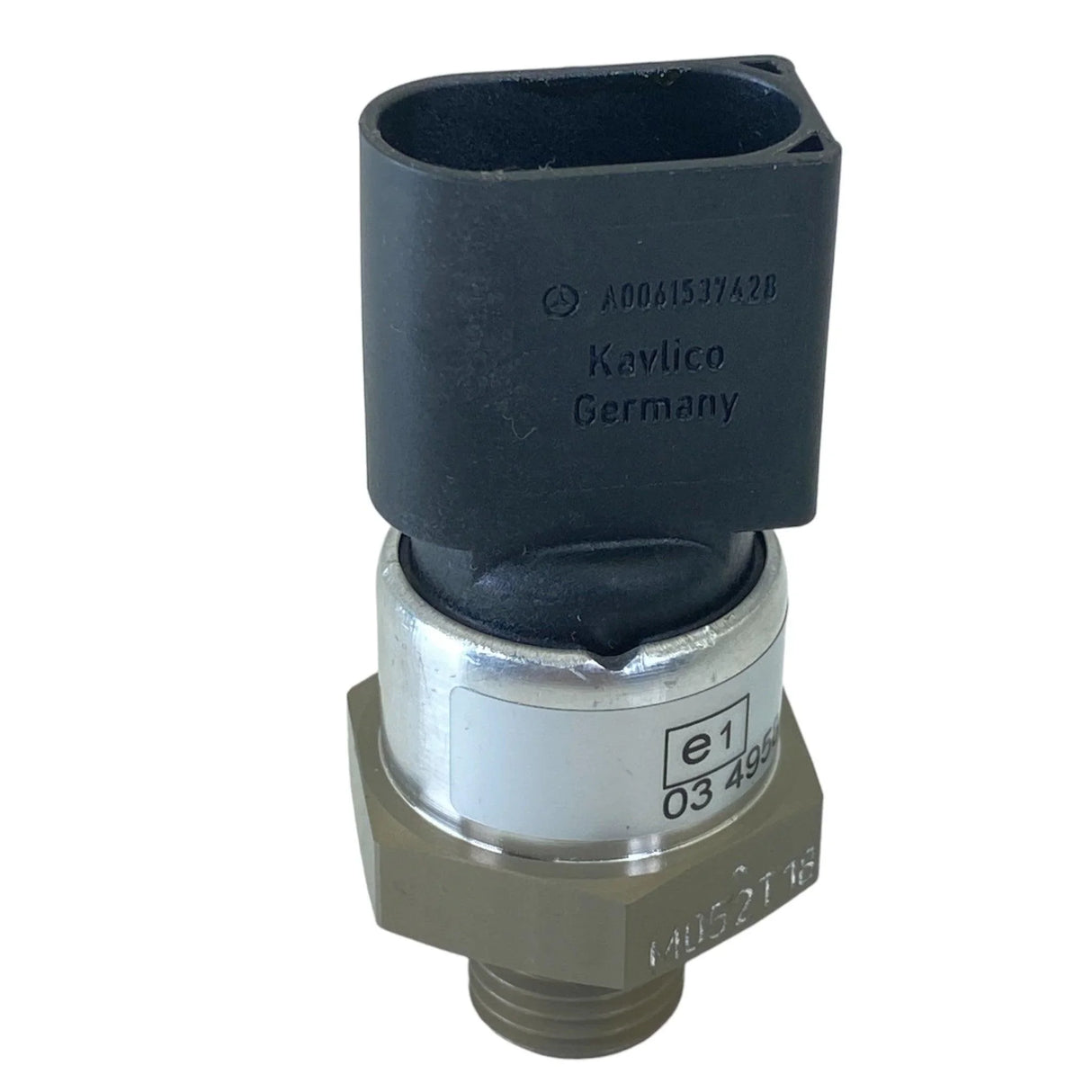 A0061537428 Genuine Detroit Diesel Air Pressure Sensor - Truck To Trailer