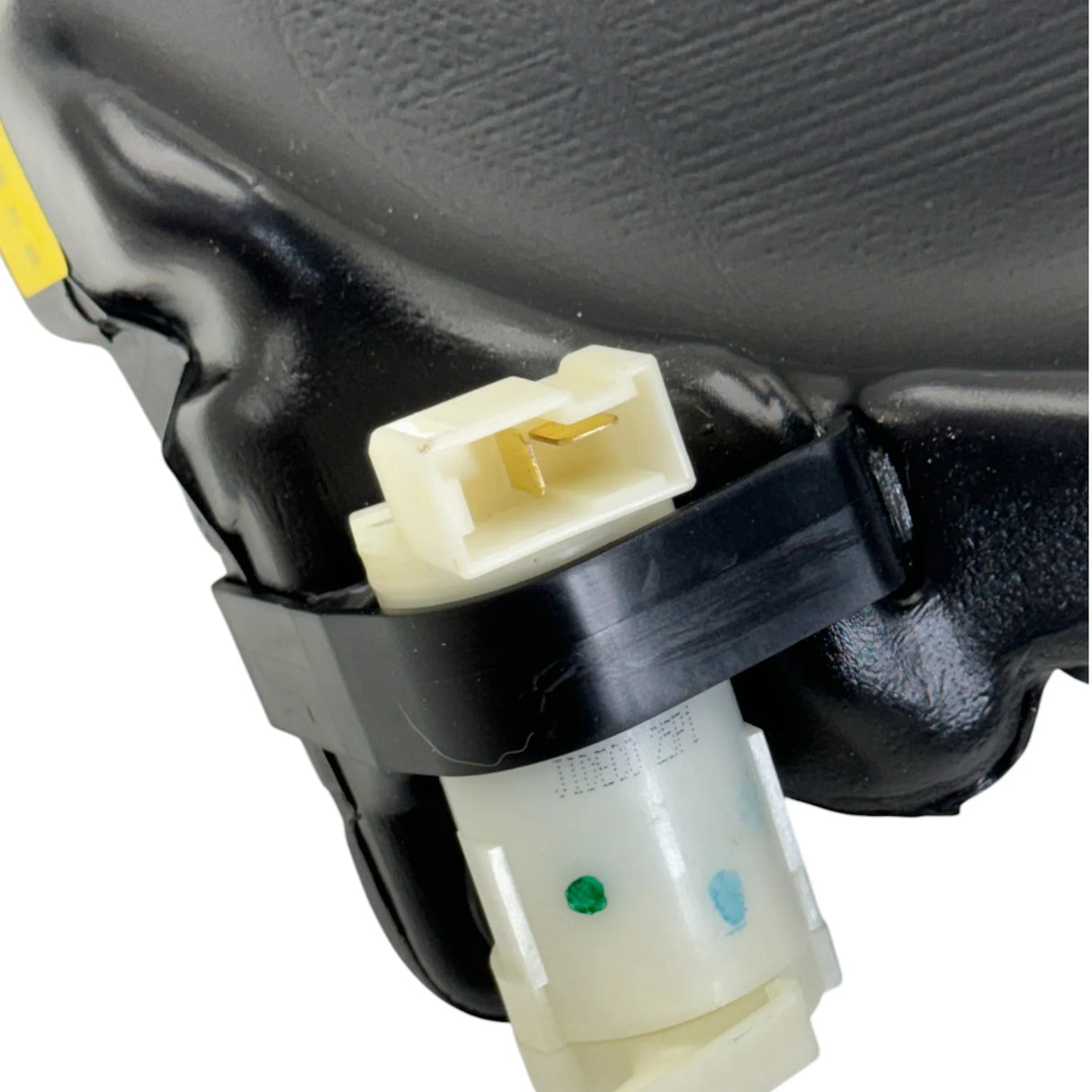 8-97855065-6 Genuine Isuzu Washer Fluid Tank - Truck To Trailer