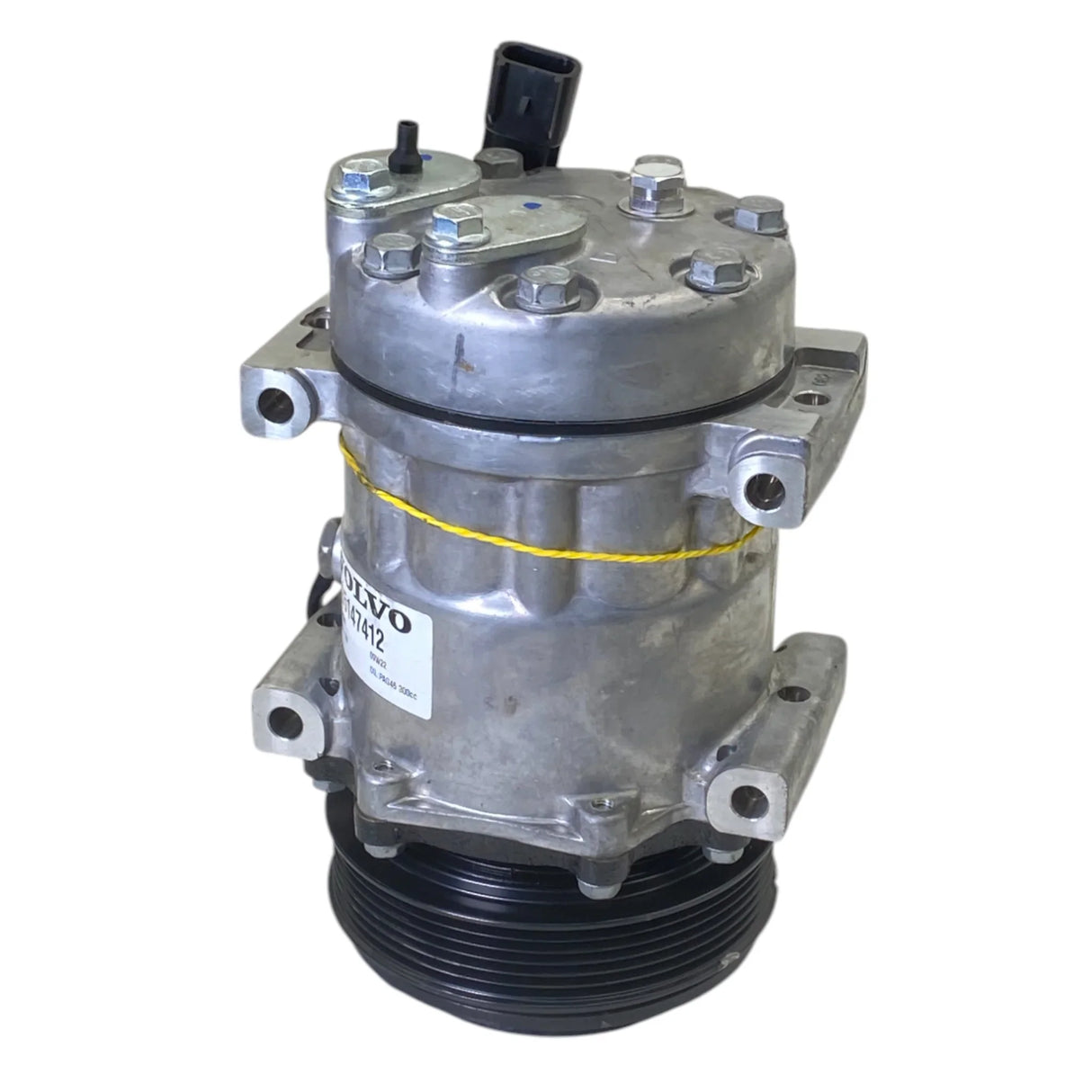 85147412 Genuine Volvo A/C Compressor - Truck To Trailer