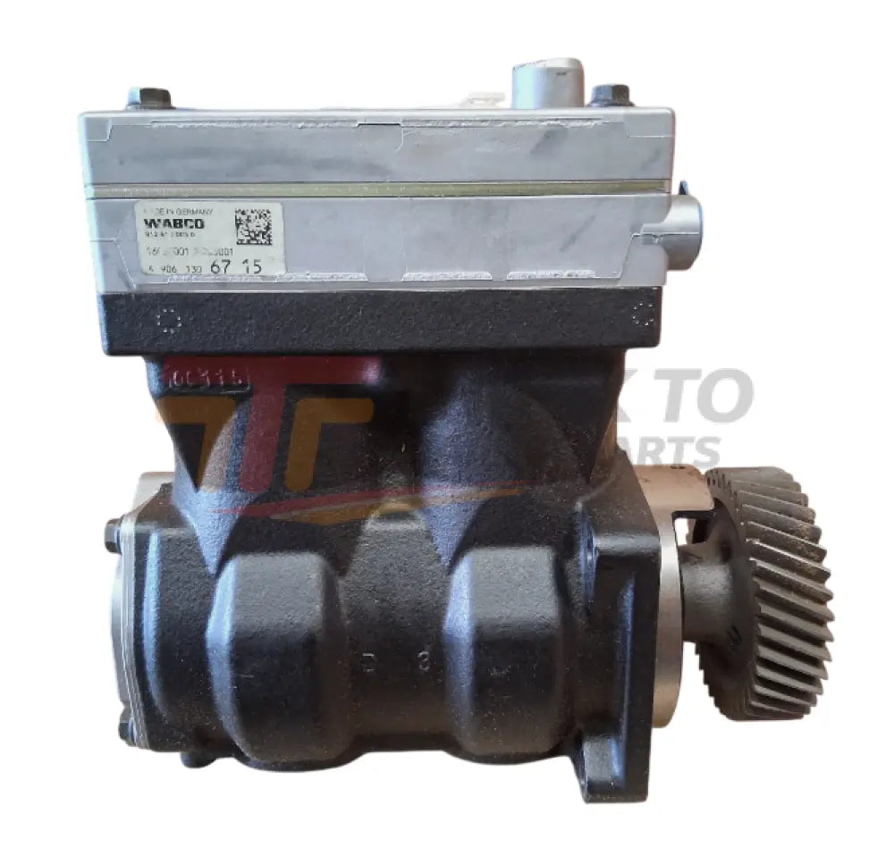 A9061304715 Genuine Detroit Diesel Air Compressor
