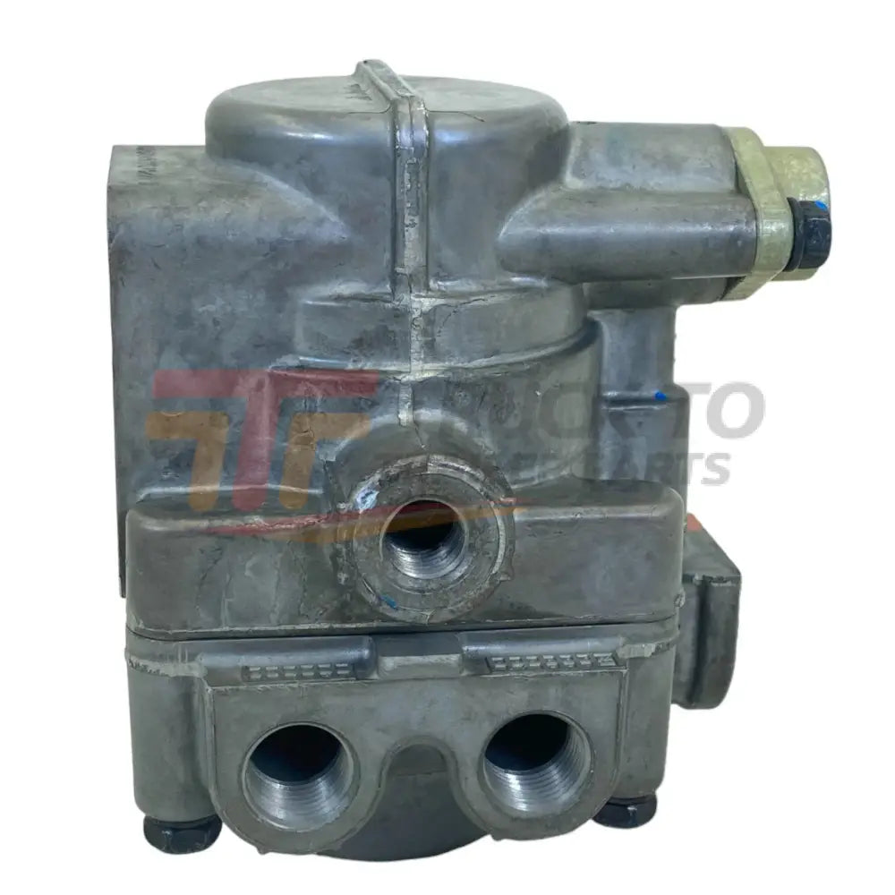 BWK021562 Genuine Freightliner Spring Air Brake Valve SR-7 - Truck To Trailer
