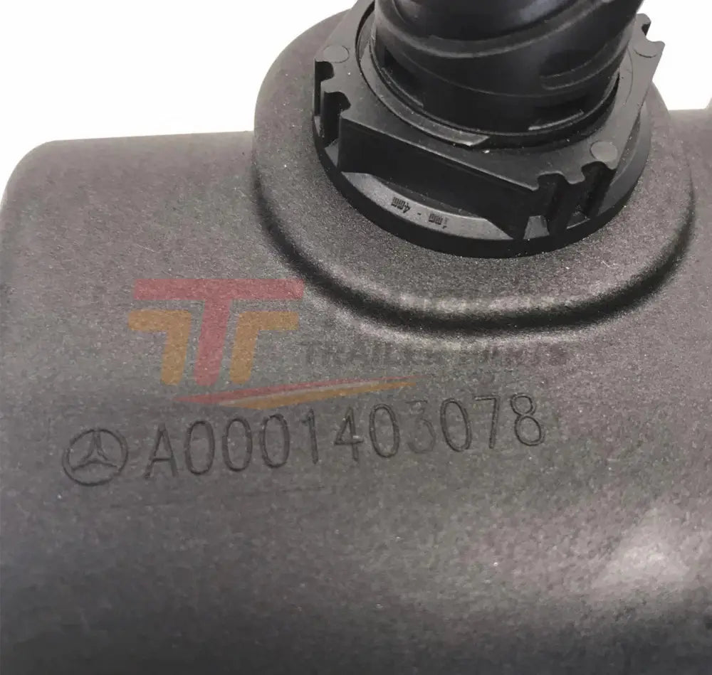 EA0001402478 Genuine Detroit Diesel DEF Pump - Truck To Trailer