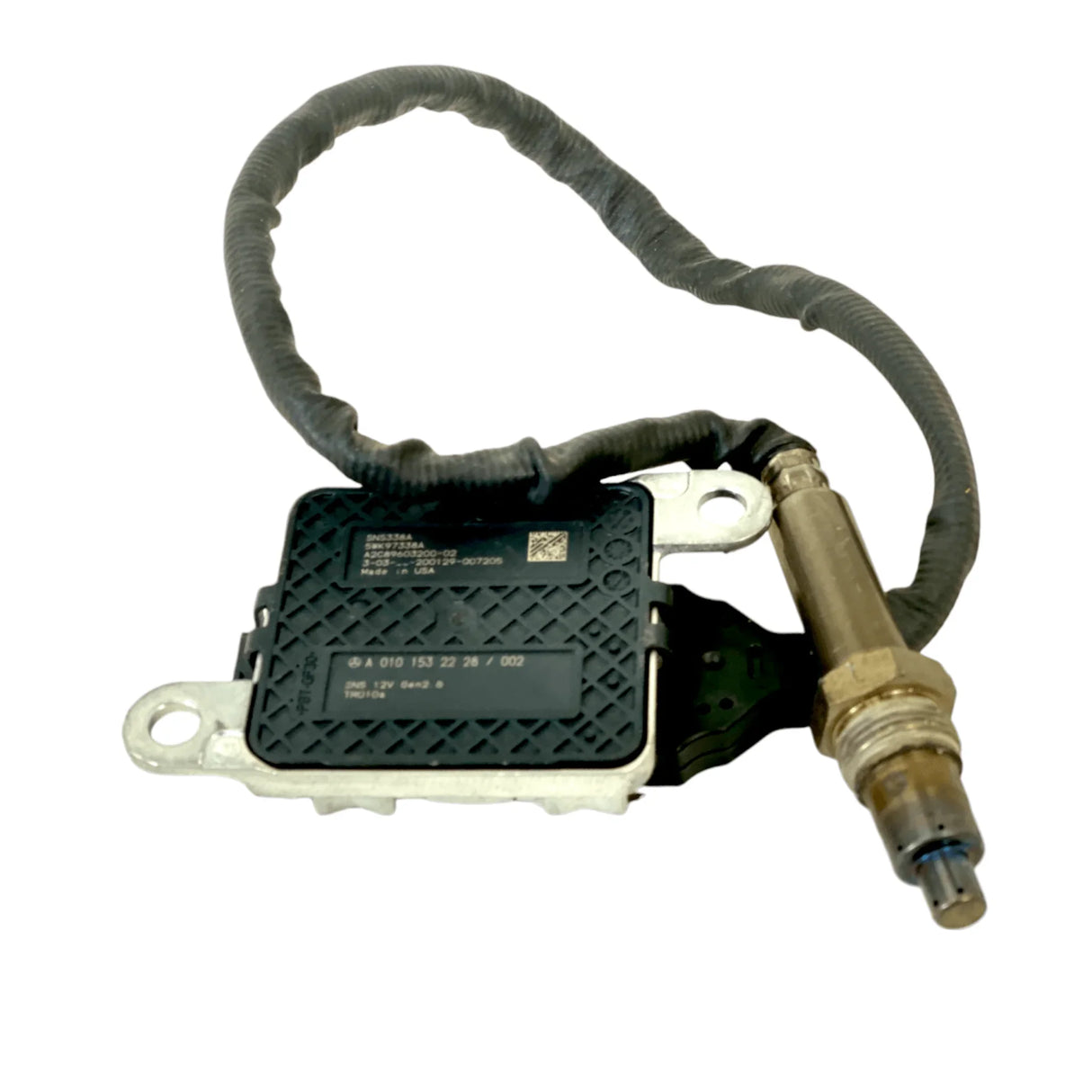 EA0101532228 Genuine Detroit Diesel Nox Sensor Inlet For Mercedes-Benz - Truck To Trailer