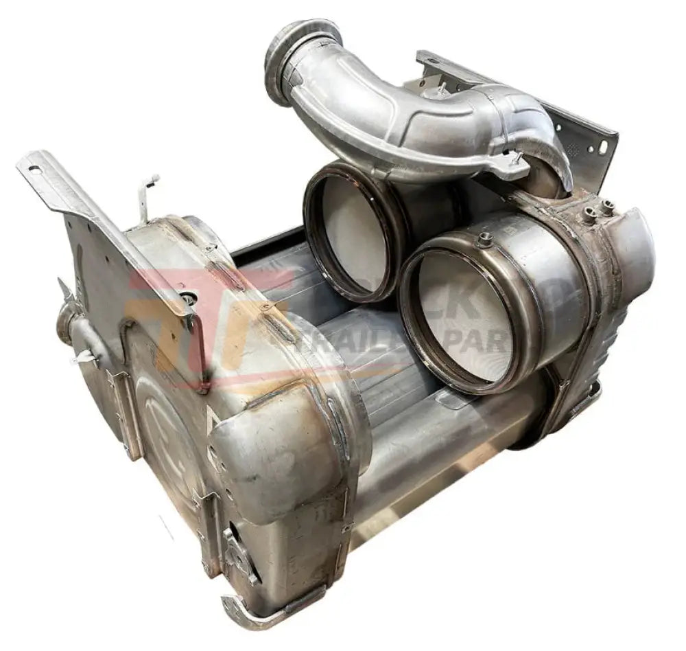 EA6804901356 Genuine Detroit Diesel DOC SCR Module And Clamp Assembly - Truck To Trailer