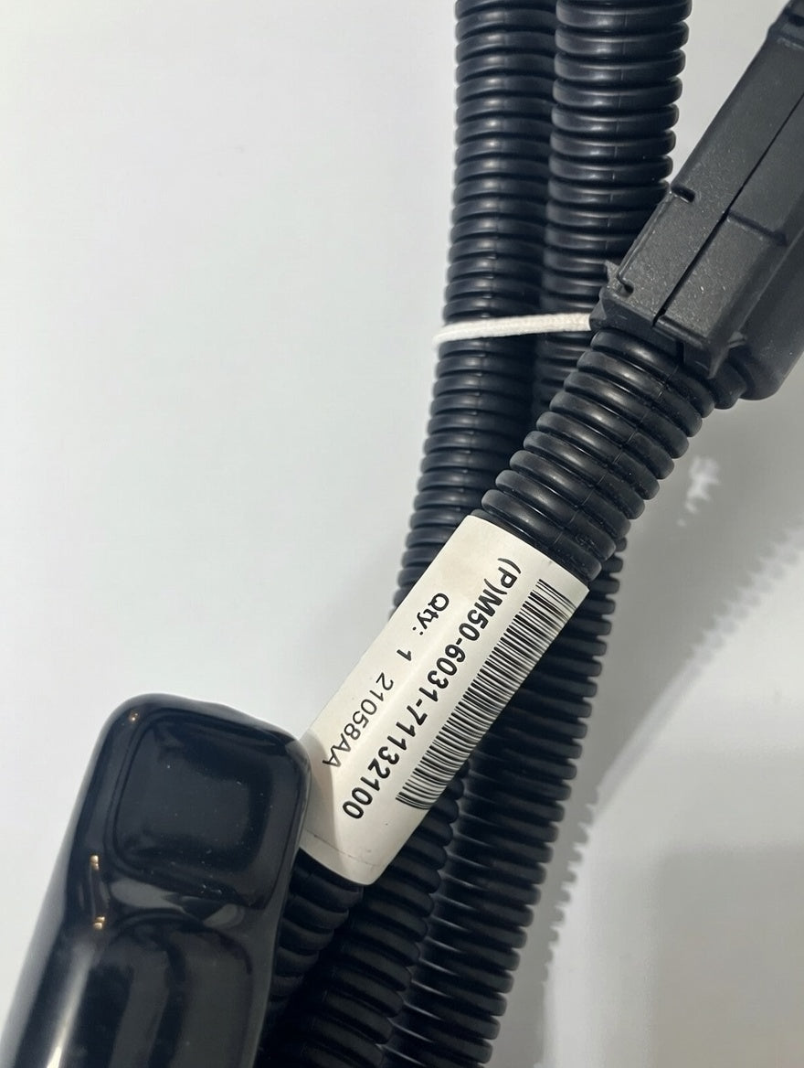 M50-6031-71132100 Paccar DEF Pressure Hose Assembly