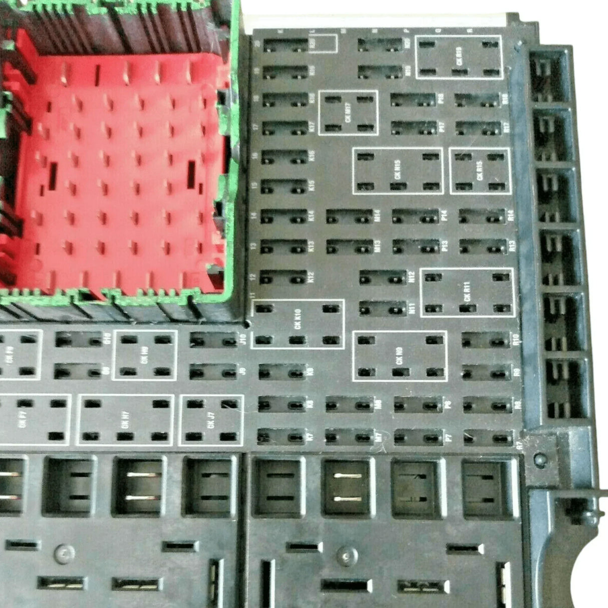 P27-1288-0101 Oem Paccar Fuse Box T680 For Kenworth - Truck To Trailer