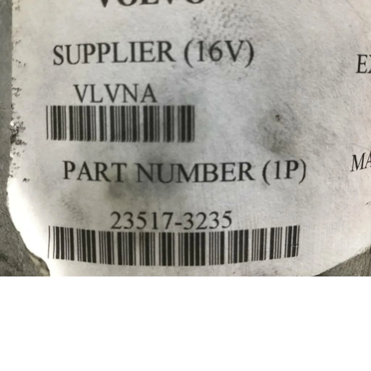 VG 23517-3235 Genuine Volvo Elbow - Truck To Trailer