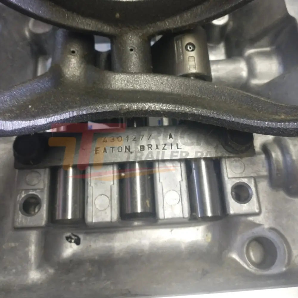 4302945 Genuine Eaton Shift Bar Housing Assembly - Truck To Trailer