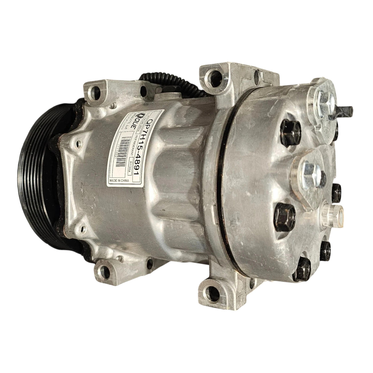 QP7H15-4891 Genuine Freightliner A/C Compressor