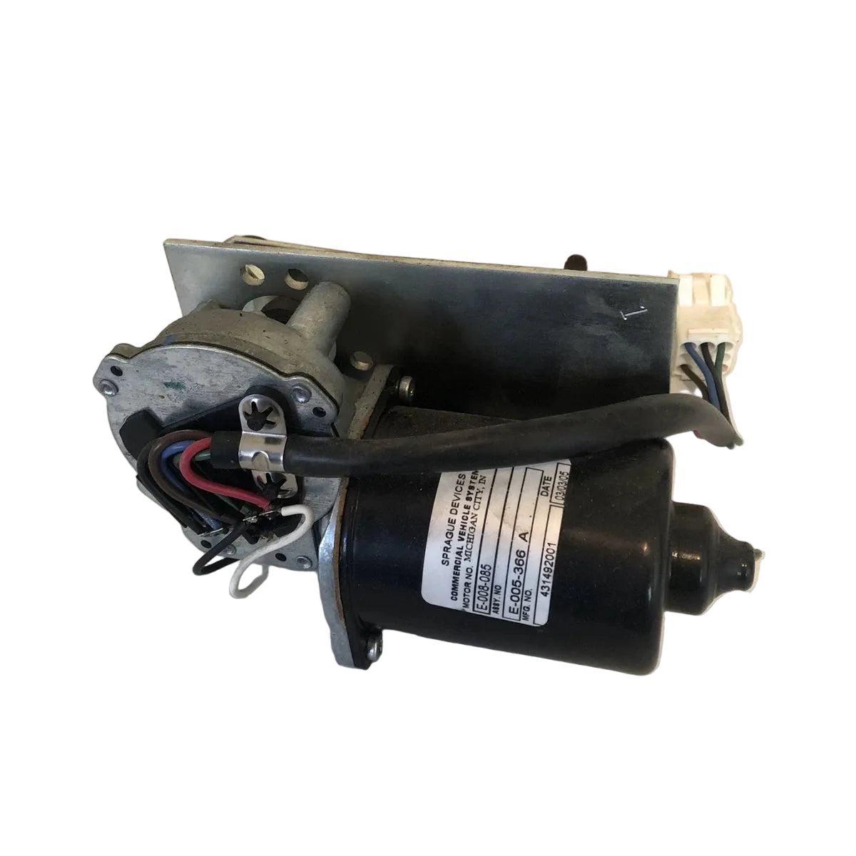 CVGE005672 Genuine International Windshield Wiper Motor
