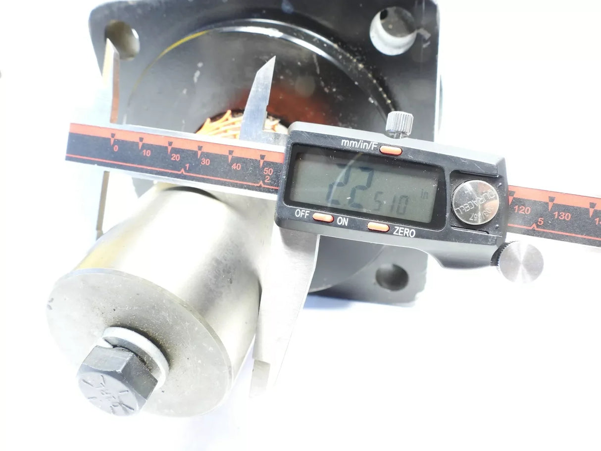 11208902 Danfoss Hydraulic Motor - Truck To Trailer