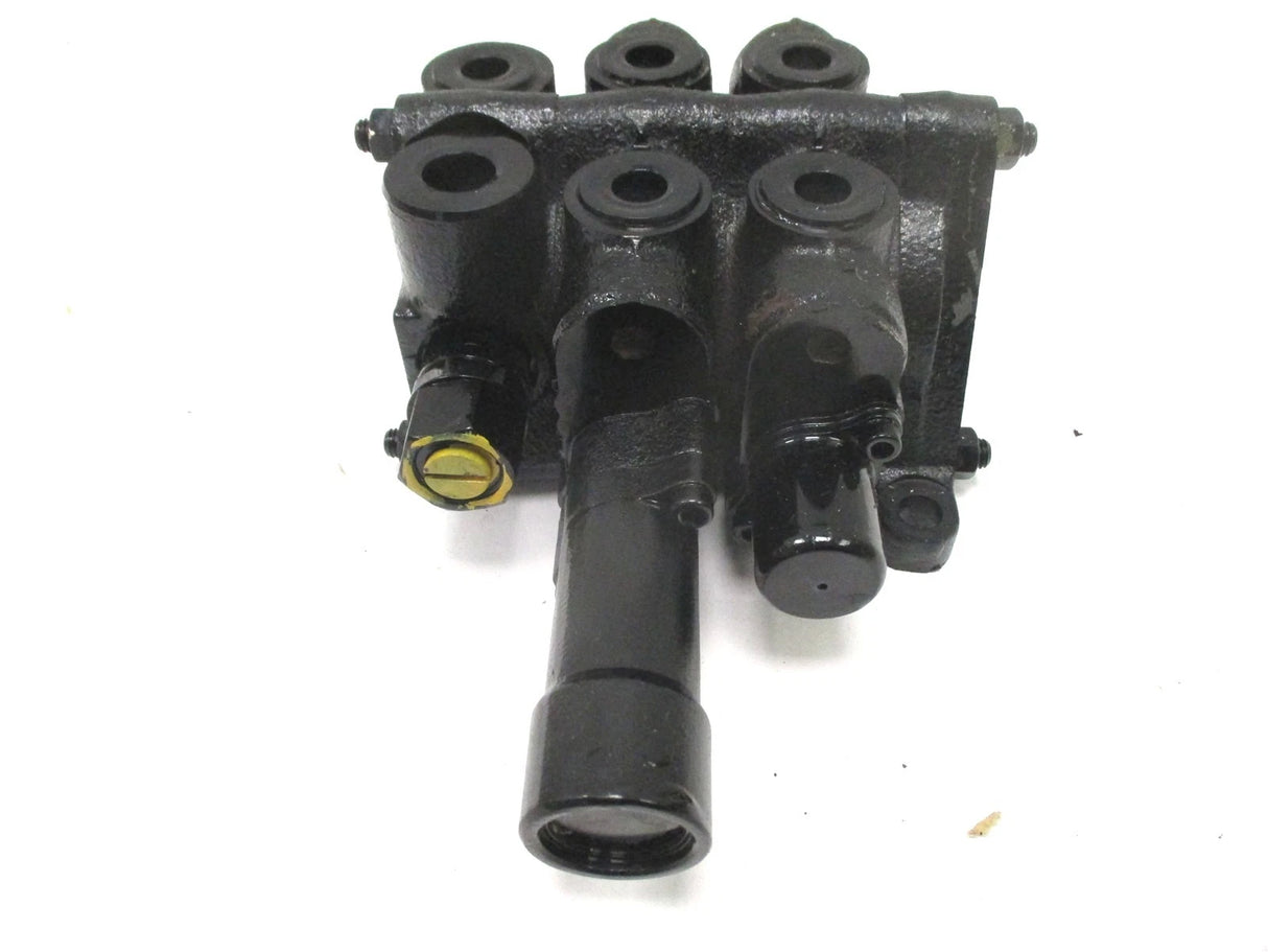 70726-61114 Genuine Kubota Valve Assembly