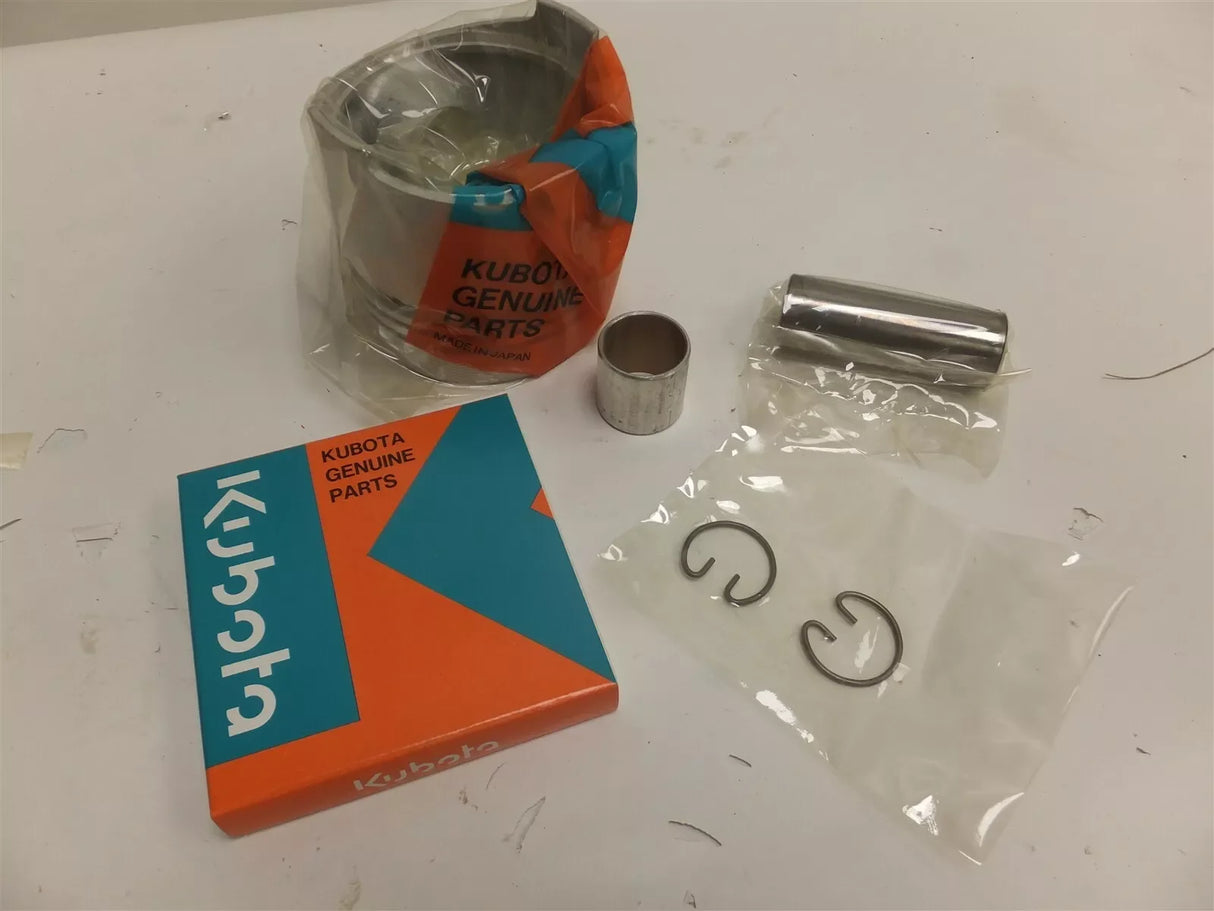 07916-28330 Kubota Piston And Ring Kit - Truck To Trailer