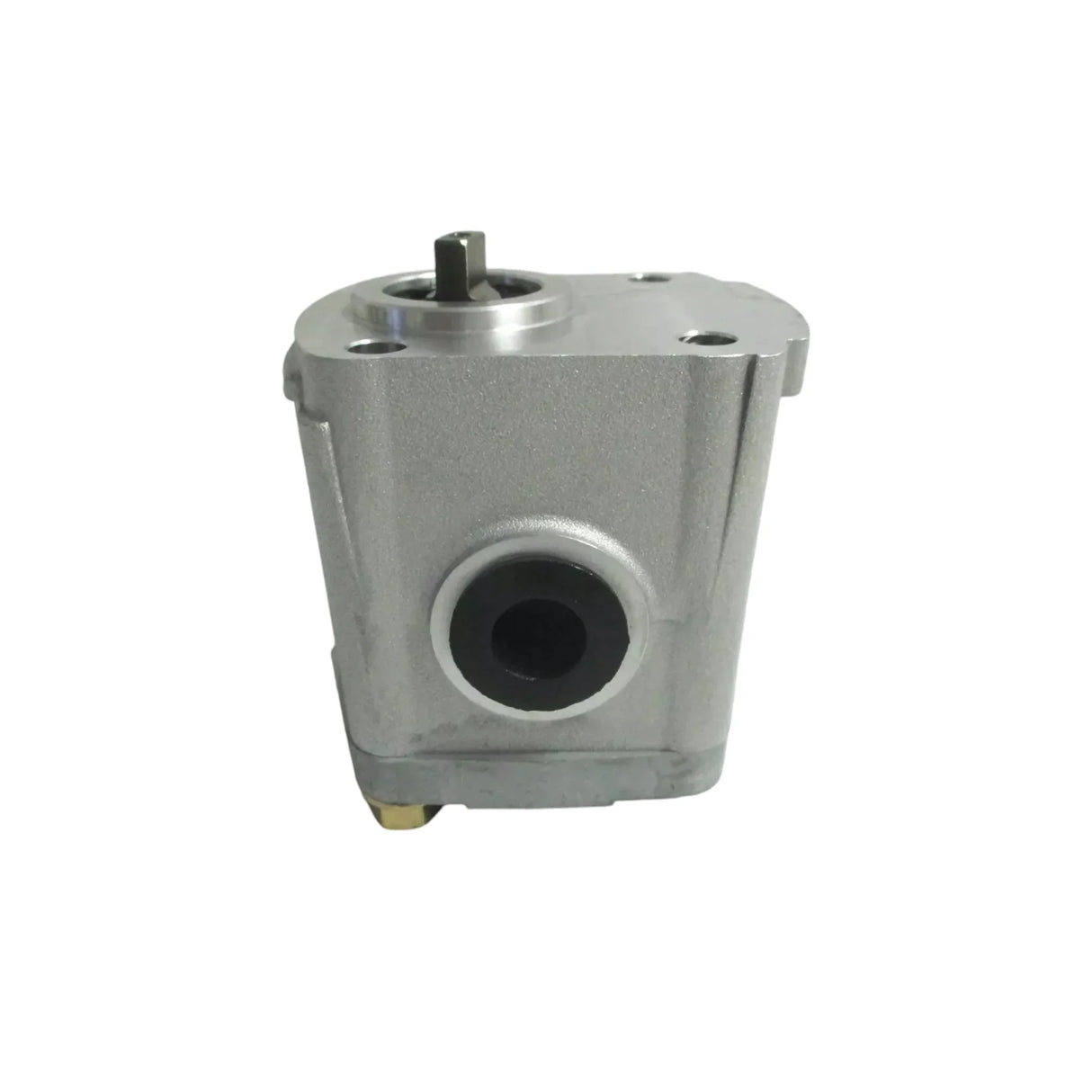 67980-36100 Kubota Hydraulic Pump - Truck To Trailer