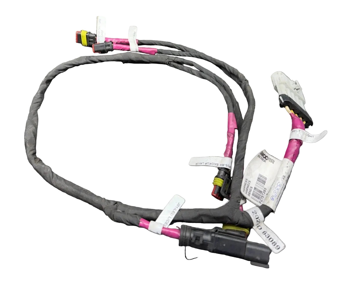 P929425003 Genuine Paccar Harness Tail Lights