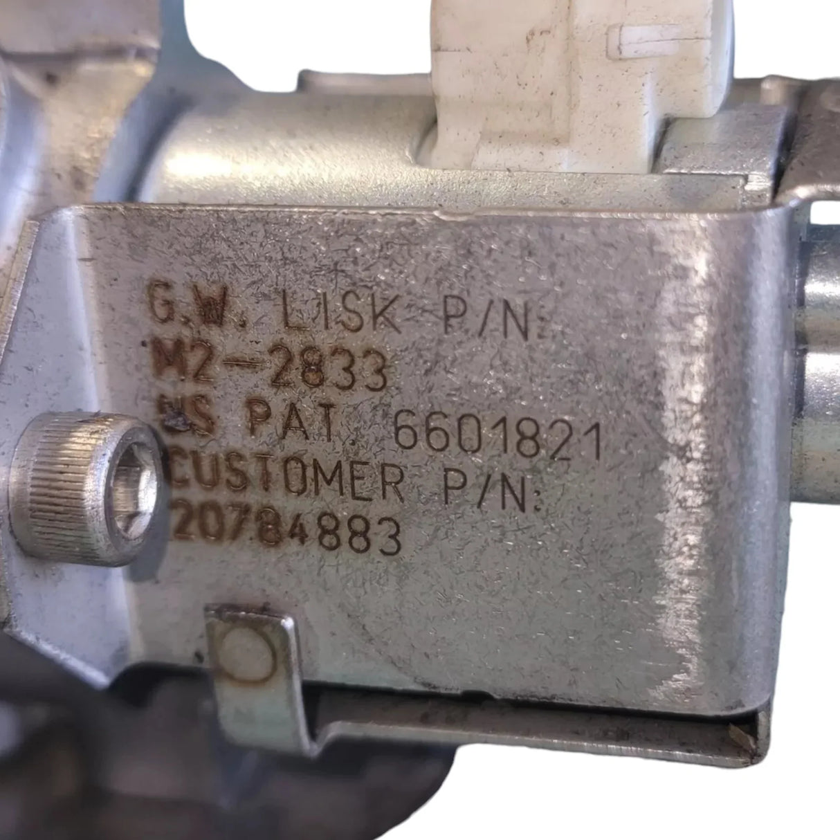 20784883 Genuine Mack EGR Exhaust Gas Recirculation Valve - Truck To Trailer