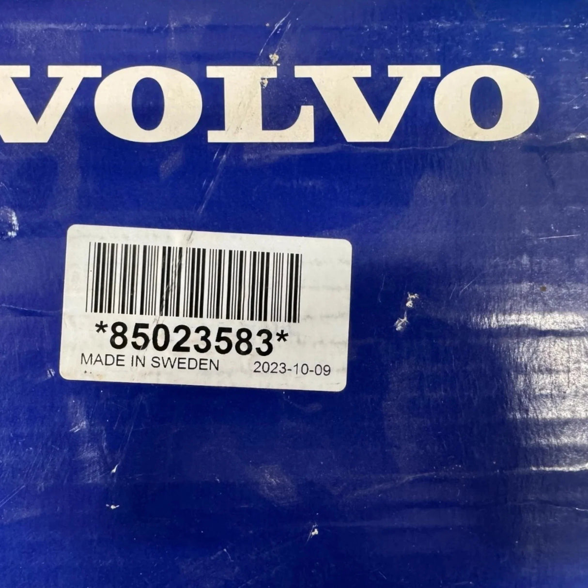 85151109 Genuine Volvo Water Pump Kit - Truck To Trailer