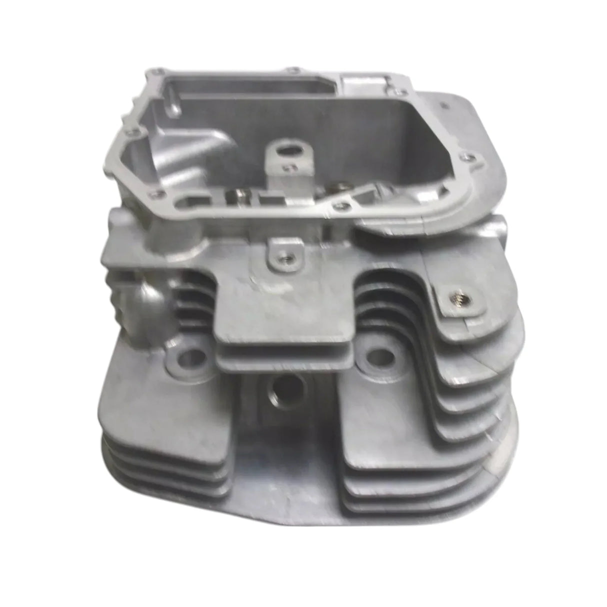 EG201-03044 Kubota Complete Cylinder Head - Truck To Trailer