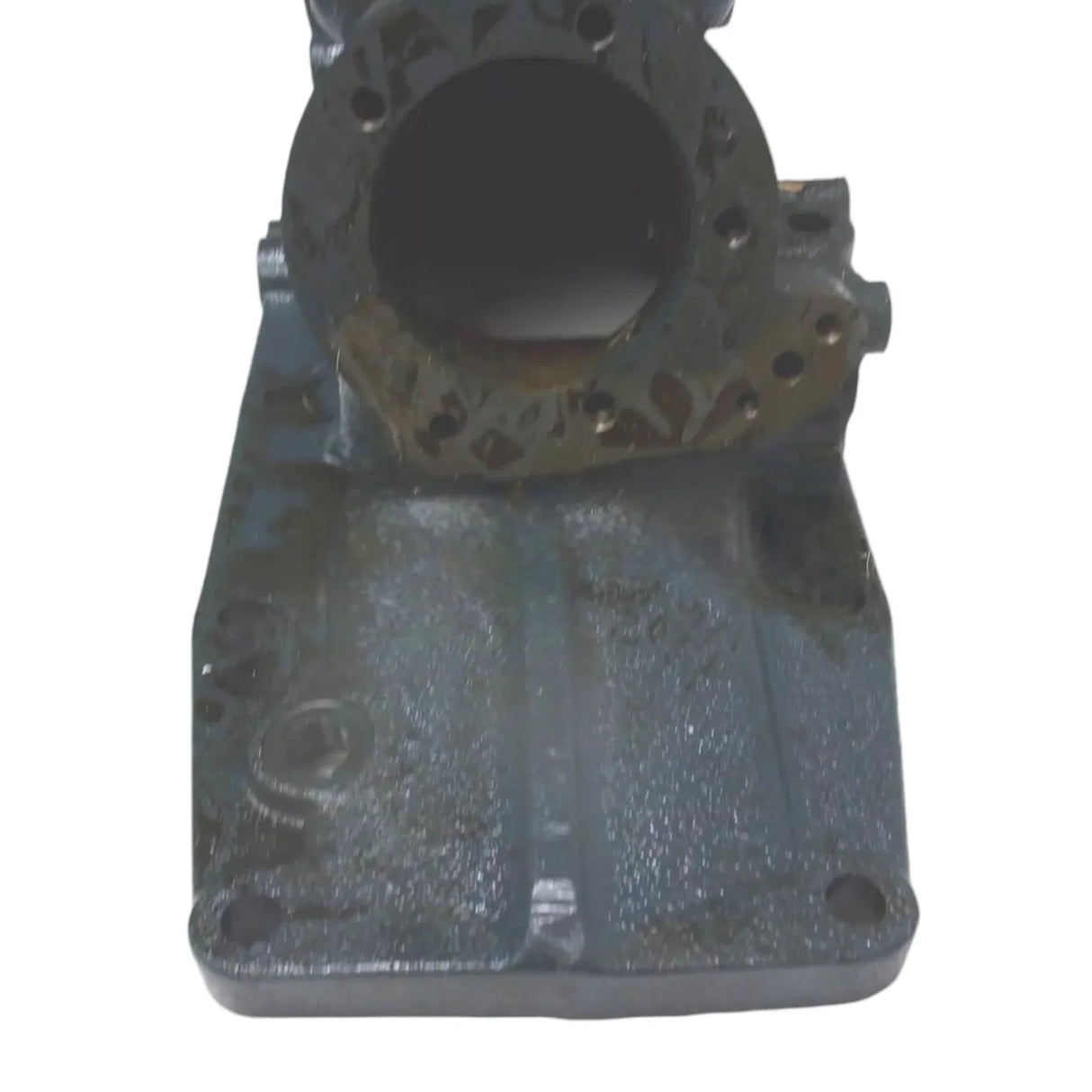 37150-37110 Kubota Cylinder Head - Truck To Trailer