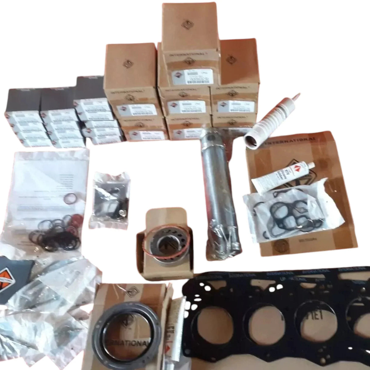 1841380C93 International Kit Piston Works 0.010 - Truck To Trailer