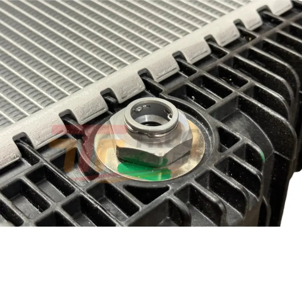 TXE1003998B Genuine Freightliner Housed Radiator Assembly - Truck To Trailer