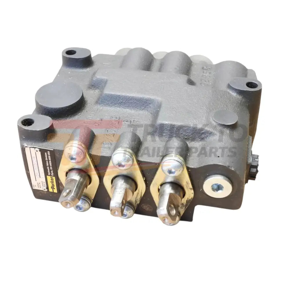 VDP11DDD10NR Parker Enbloc Directional Control Valve - Truck To Trailer