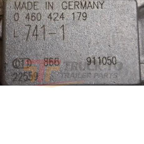 0 460 424 179 Bosch Fuel Injection Pump - Truck To Trailer