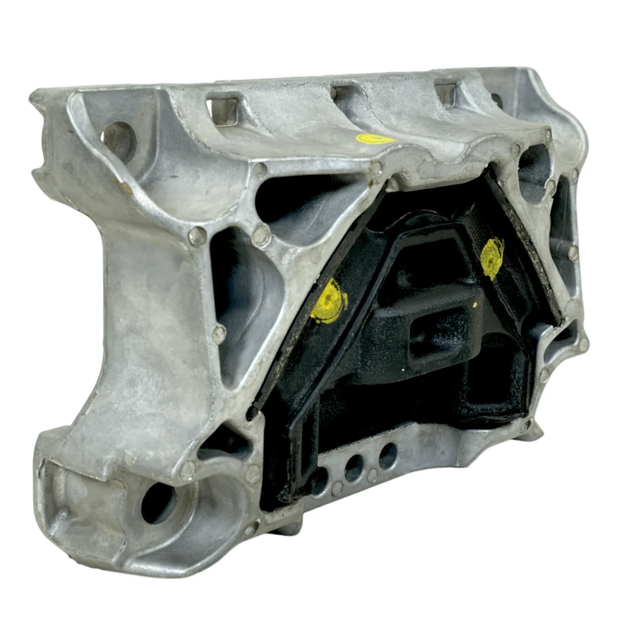 0134095000 Genuine Freightliner Rear Engine Mount Isolator - Truck To Trailer