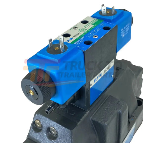 02-396452 Genuine Eaton Directional Control Valve - Truck To Trailer