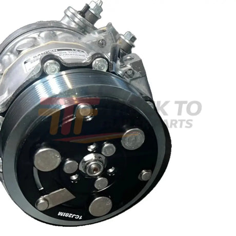 033813 Genuine International A/C Compressor - Truck To Trailer