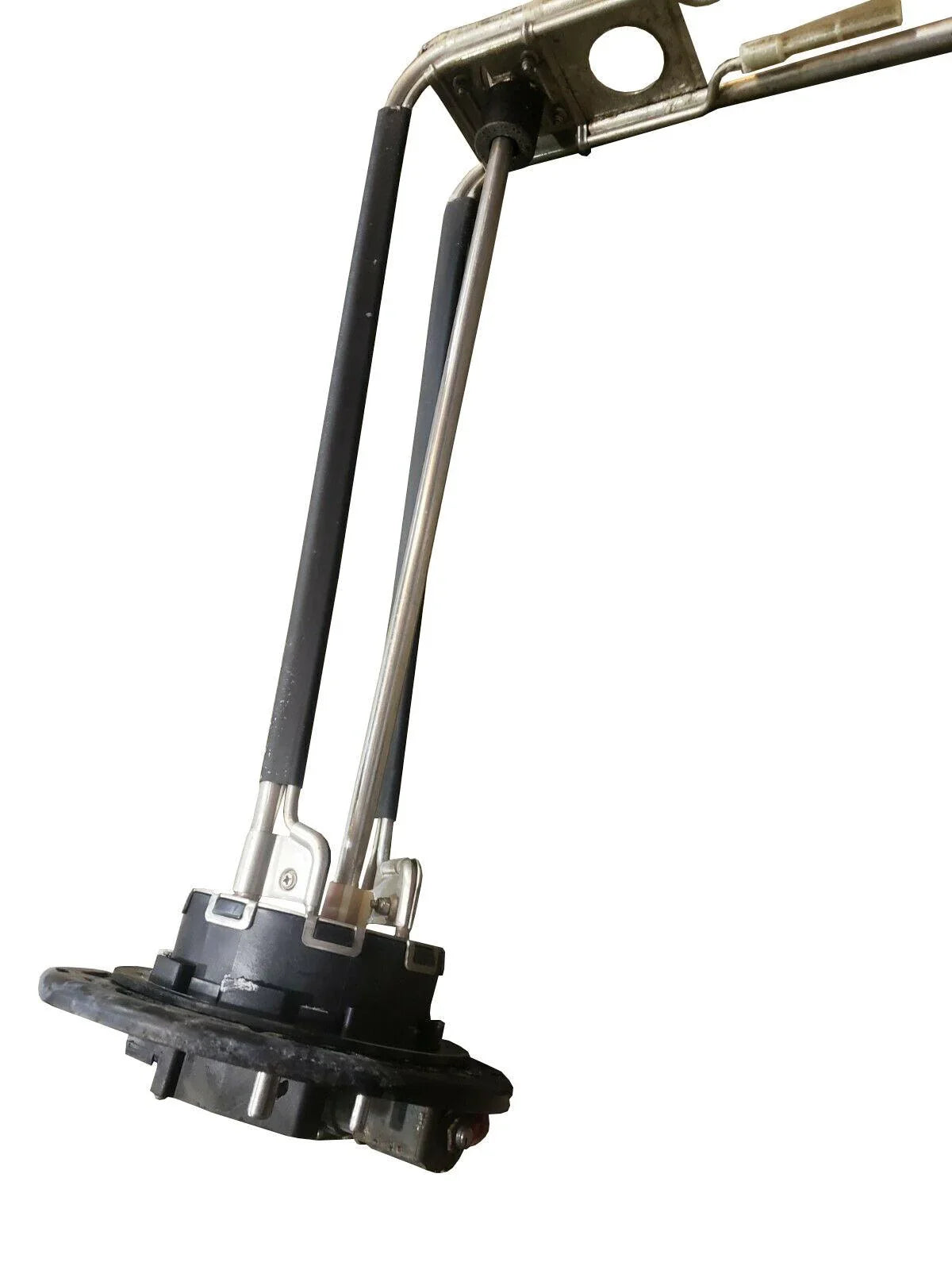 04-30798-000 Genuine Freightliner Def Header Lever Sending Unit 13/23 Gallon Used - Truck To Trailer