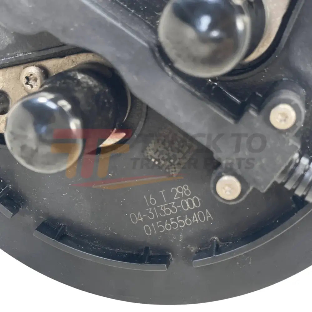 0431353003 Genuine Freightliner Def Tank Header-Ssi Conc. Sae Flange - Truck To Trailer