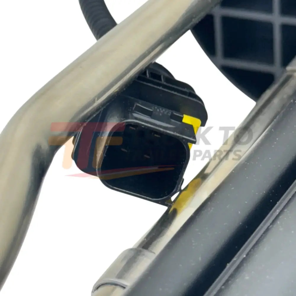 0437613000 Freightliner Def Header Quality Sensor Sending Unit - Truck To Trailer