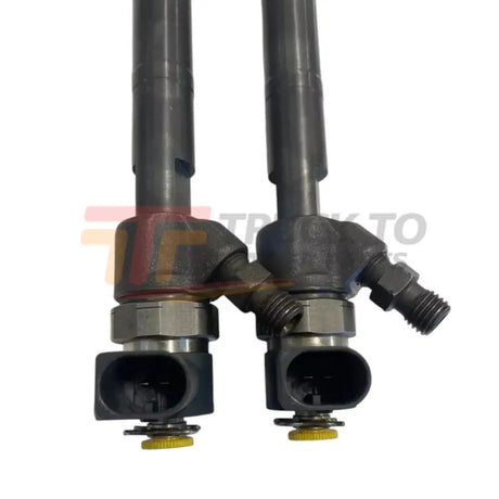 0445110193 Bosch Fuel Injectors Set of 2 - Truck To Trailer