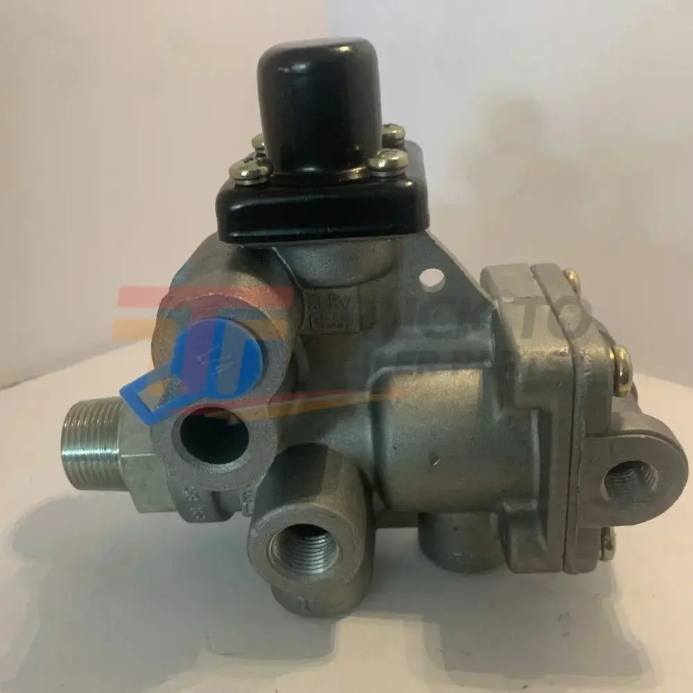 K033221 Genuine Bendix Spring Brake Valve - Truck To Trailer