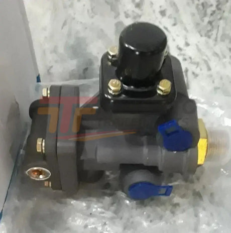 K033221 Genuine Bendix Spring Brake Valve - Truck To Trailer