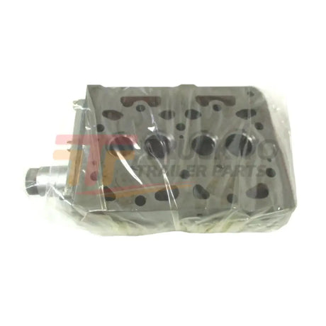 14398-03040 Kubota Cylinder Head - Truck To Trailer