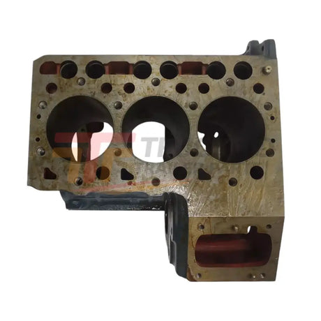 15865-01013 Kubota Crankcase - Truck To Trailer